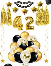 42 jaar verjaardag feest pakket Versiering Ballonnen voor feest 42 jaar. Ballonnen slingers sterren opblaasbare cijfers 42