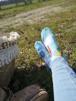 Verjaardag cadeautje voor hem en haar - Regenboog Mismatch - Regenboog sokken - Leuke sokken - Vrolijke sokken - Luckyday Socks - Sokken met tekst - Aparte Sokken - Socks waar je H