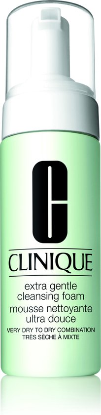 Lichtgroene Clinique fles met pompdispenser. Tekst: Extra Gentle Cleansing Foam, Mousse Nettoyante Ultra Douce.