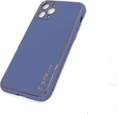 Apple iPhone 12 / 12 Pro Lichtblauw Back Cover Luxe High Quality Leather Case met 2x gratis Tempered glass Screenprotector