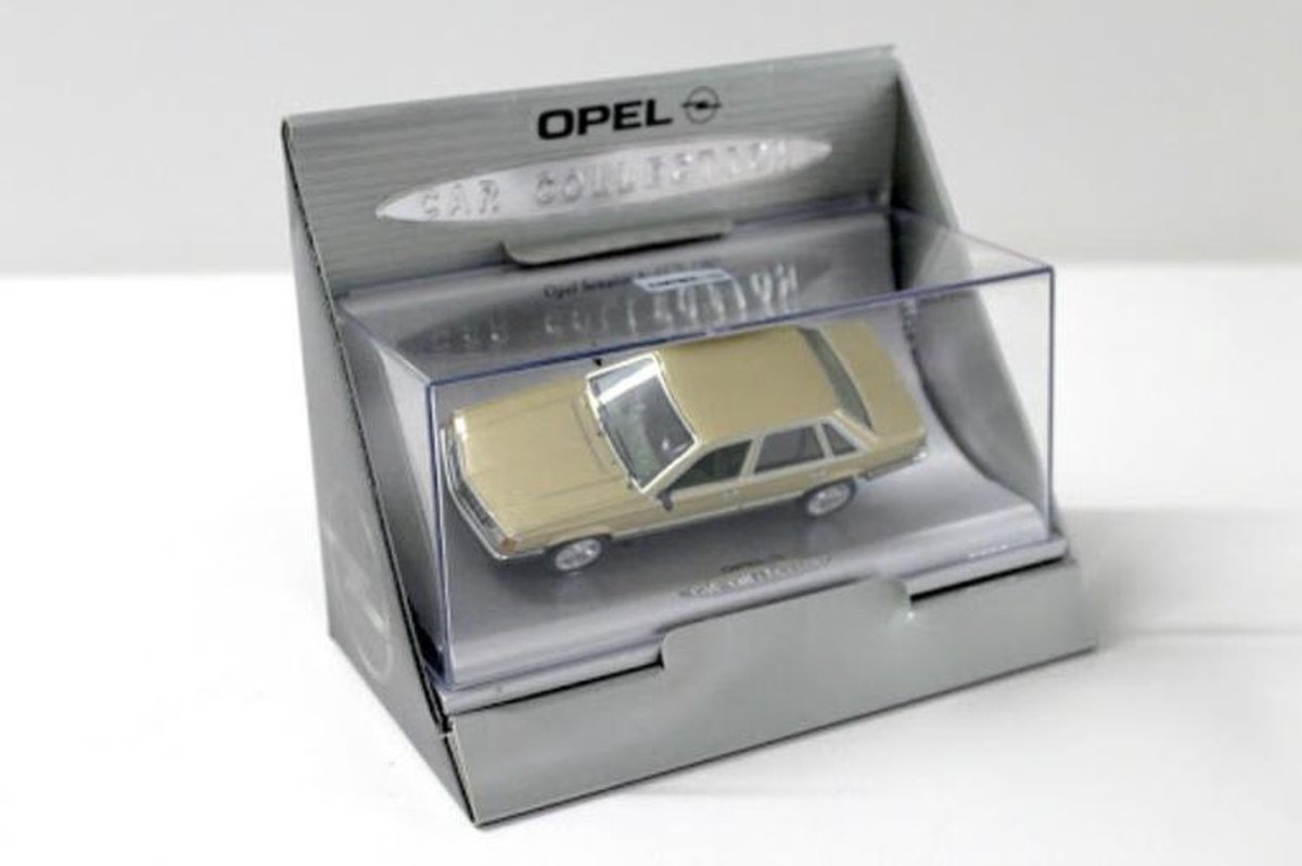 Opel Senator A 1978 (Beige) (10 cm) 1/43 Dealer Model - Modelauto - Schaalmodel - Model auto - Miniatuurautos - Miniatuur auto
