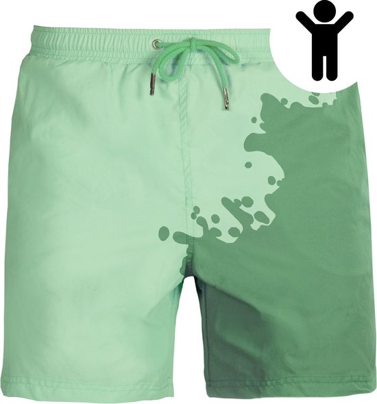 Groene zwembroek met abstract patroon dat van kleur verandert.