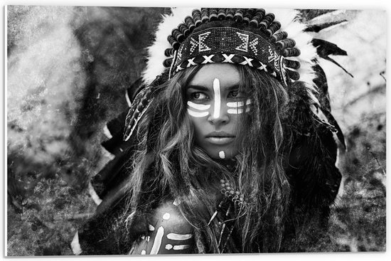 Forex - Vrouwelijke Indiaan (zwart/wit) - 60x40cm Foto op Forex