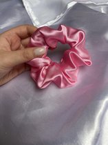 TheHandmadeMusthaves satijn - Scrunchie - Roze satijn