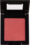 Maybelline Fit Me Blush 50 Wine, een koraalrode blush met fijne glitters.
