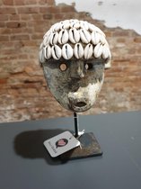 masker op standaard - woondecoratie - uniek - handmade - schelpen