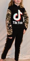 Tik Tok joggingpak zwart camouflage maat 110/116