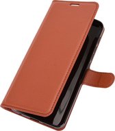 Mobigear Telefoonhoesje geschikt voor Motorola Moto G9 Play Hoesje | Mobigear Classic Bookcase Portemonnee | Pasjeshouder voor 3 Pasjes | Telefoonhoesje voor Pinpas / OV Kaart / Rijbewijs - Cognac