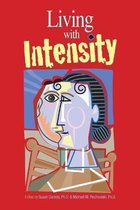 Omslag Living with Intensity