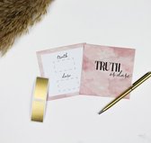 Ideefabriek - Vrijgezellenfeest - Origineel spel: truth or dare kraskaarten (10 stuks) | trouwen | vrijgezellenfeest | activiteit | spel