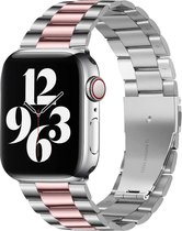 By Qubix Stalen schakelband - Zilver met rosé pink - Geschikt voor Apple Watch 42 - 44 - 45 - Ultra - 49mm - Compatible Apple watch bandje -