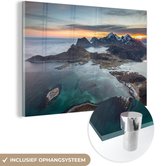 Fjords au lever du soleil en Norvège sur verre 60x40 cm - Tirage photo sur verre (décoration murale en plexiglas)