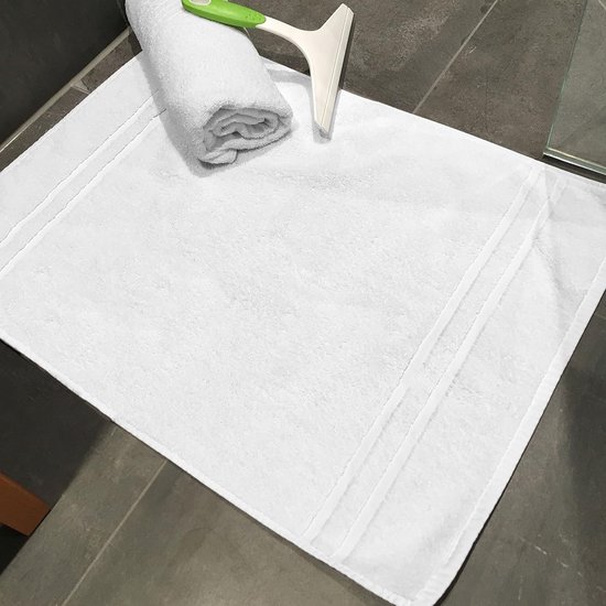 ZOLLNER set of 6 towels, 50x70 cm, 100% cotton, 450 g/qm, white ZOLLNER set of 6 towels, 50x70 cm, 100% cotton, 450 g/qm, white