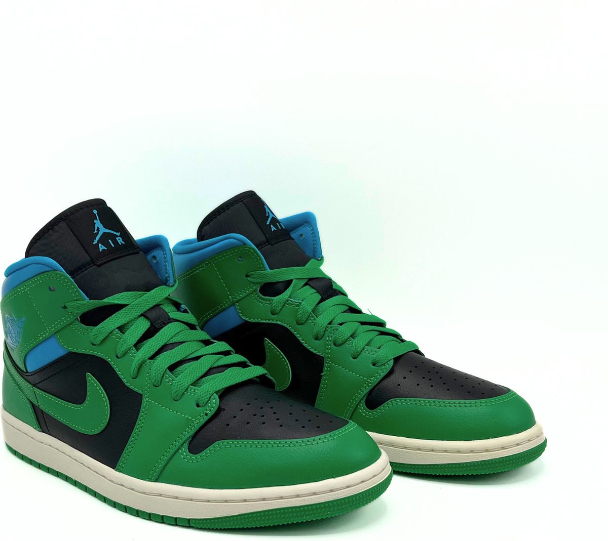 Nike Air Jordan 1 Mid - Sneakers - Unisex - Maat 39 -  Zwart/Aquatone/Sail/Lucky Green | bol