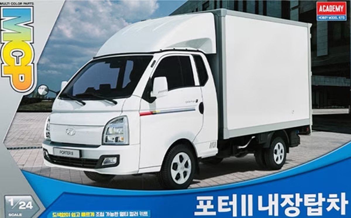 Academy 1:24 15145 Hyundai Porter II Dry Van Truck Plastic Modelbouwpakket