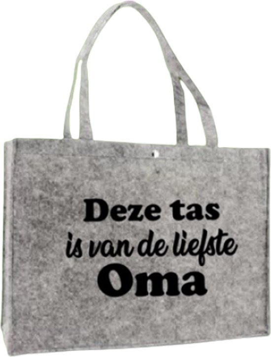 bedrukte tas met de tekst: Deze tas is van de Liefste oma, liefste oma op tas, liefste oma, oma tas, vilt tas, bedrukte tas
