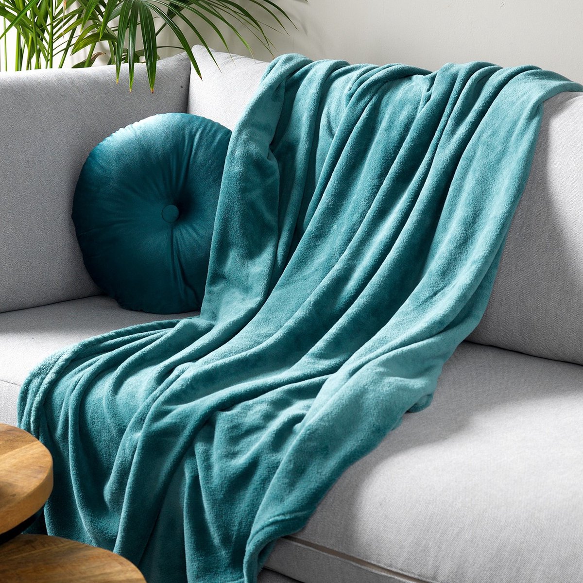 Dutch Decor - HARVEY - Plaid 150x200 cm - superzachte deken van fleece - Sagebrush Green - groen