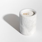 Luxe geurkaars - marmer - wit marmer - geurkaars - design item - luxe kaars - luxueze kaars - herbruikbare houder - frisse geur - zomergeur - bloemig - sojawax - 100% biologisch - marble candle - uniek cadeau