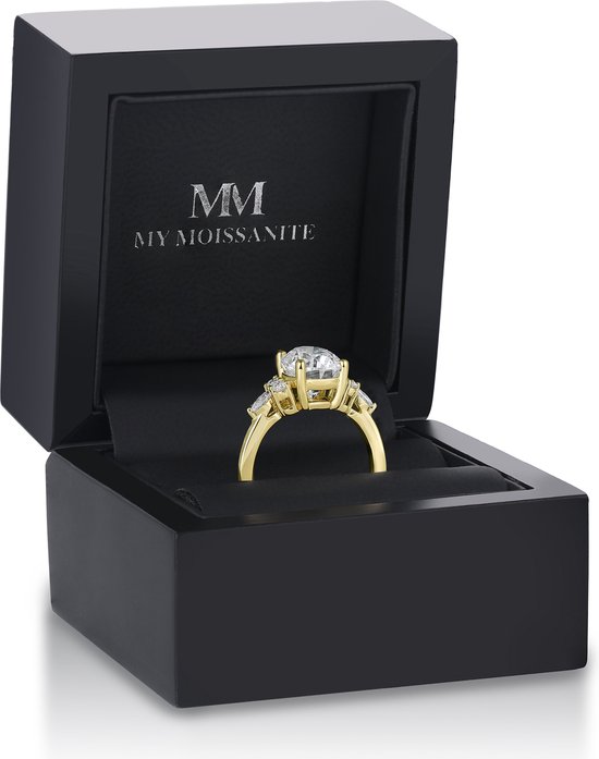 Lustrina - Ring moissanite ovale en or jaune 14 carats avec de beaux accents - 4,2 carats