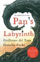 Boekomslag van Pan's Labyrinth met een grote kronkelende boom, de titel 'Pan's Labyrinth' en 'The Labyrinth of the Faun'.