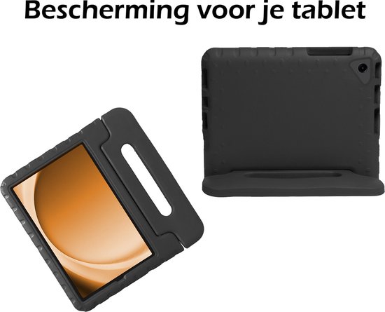 Twee zwarte kinderhoesjes voor tablets met handgrepen en een standaard.