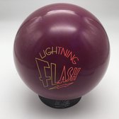 Bowling Bowlingbal Storm ' Lightning Flash, purple ' urethane bal, 15 p , Ongeboord, zonder gaten, met 3 graveringen die geel/oranje zijn ingekleurd