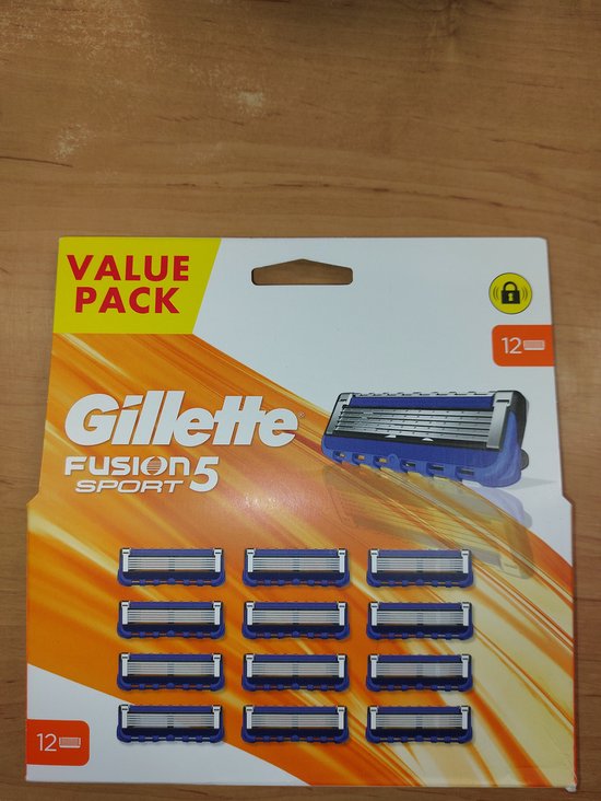 Gillette Fusion 5 Sport Scheermesjes 12 stuks