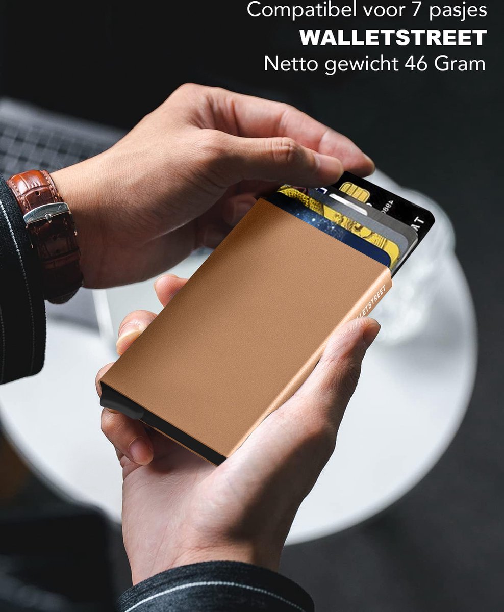 Walletstreet Uitschuifbare Pasjeshouder Slim-Fit Collection Aluminium Creditcardholder/Card Protector Anti-Skim/ RFID 7 Pasjes – Voor Mannen & Vrouwen -Kerstcadeau Ideale Geschenk- Goud/Gold — cadeau in Mode & Accessoires - foto 3