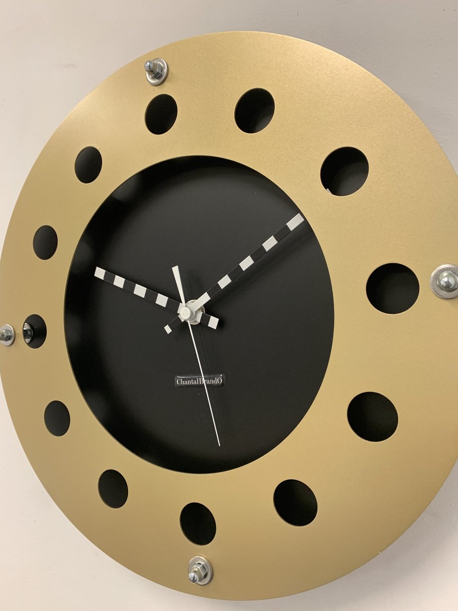 Wandklok CHANTALBRANDO -- GOLDEN EARRING -- MODERN DESIGN --