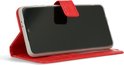 Rode portemonnee book case geopend met telefoon erin, met rode sluitlip.
