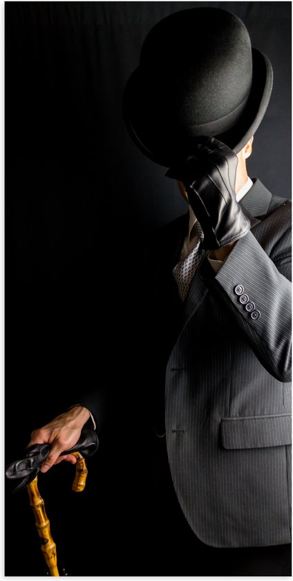 Poster Glanzend – Man - Stok - Hoed - Pak - Handschoenen - 50x100 cm Foto op Posterpapier met Glanzende Afwerking