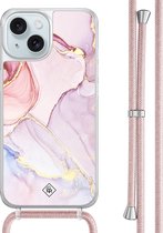 Casimoda® hoesje met rosegoud koord - Geschikt voor iPhone 15 - Marmer roze paars - Afneembaar koord - TPU/acryl - Paars