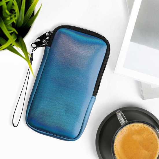kwmobile sac de téléphone universel adapté aux smartphones XXL - 7" - 17,7 x 8,5 cm - Étui avec fermeture éclair et dragonne -En bleu caraïbes métallisé -
