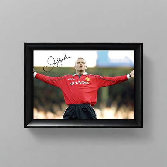 David Beckham Ingelijste Handtekening – 15 x 10cm In Klassiek Zwart Frame – Gedrukte handtekening – Manchester United - Engels Elftal - The Three Lions - Becks