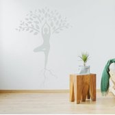 Muursticker Yoga Boom - Lichtgrijs - 42 x 60 cm - woonkamer