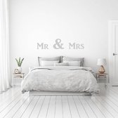 Muursticker Mr & Mrs - Lichtgrijs - 120 x 27 cm - slaapkamer