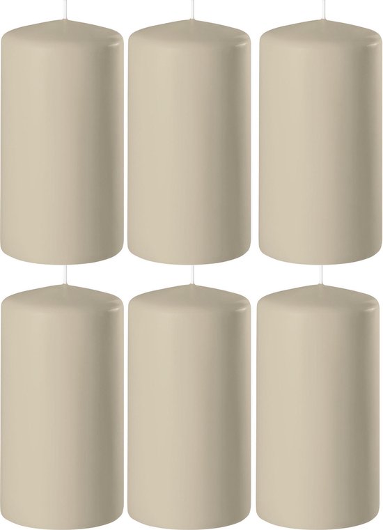 8x Beige cilinderkaarsen/stompkaarsen 6 x 12 cm 45 branduren - Geurloze kaarsen beige - Woondecoraties