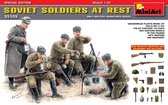 MiniArt Soviet Soldiers at Rest. Special Edition + Ammo by Mig lijm