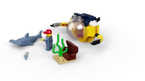 LEGO City 60263 Le mini sous-marin, Jouet Requin Enfants de 4 ans