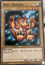 Baby Dragon Yu-Gi-Oh - LDK2 – Yu Gi Oh cards – Yu Gi Oh kaarten – Common versie – In kaarthouder!