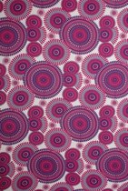 Sarong, pareo, hamamdoek, saunadoek, wikkeldoek,  figuren cirkels lengte 115 cm breedte 165 kleuren wit paars roze versierd met franjes.