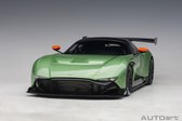 AutoArt 1/18 Aston Martin Vulcan - 2015 "Apple Tree Green metallic"
