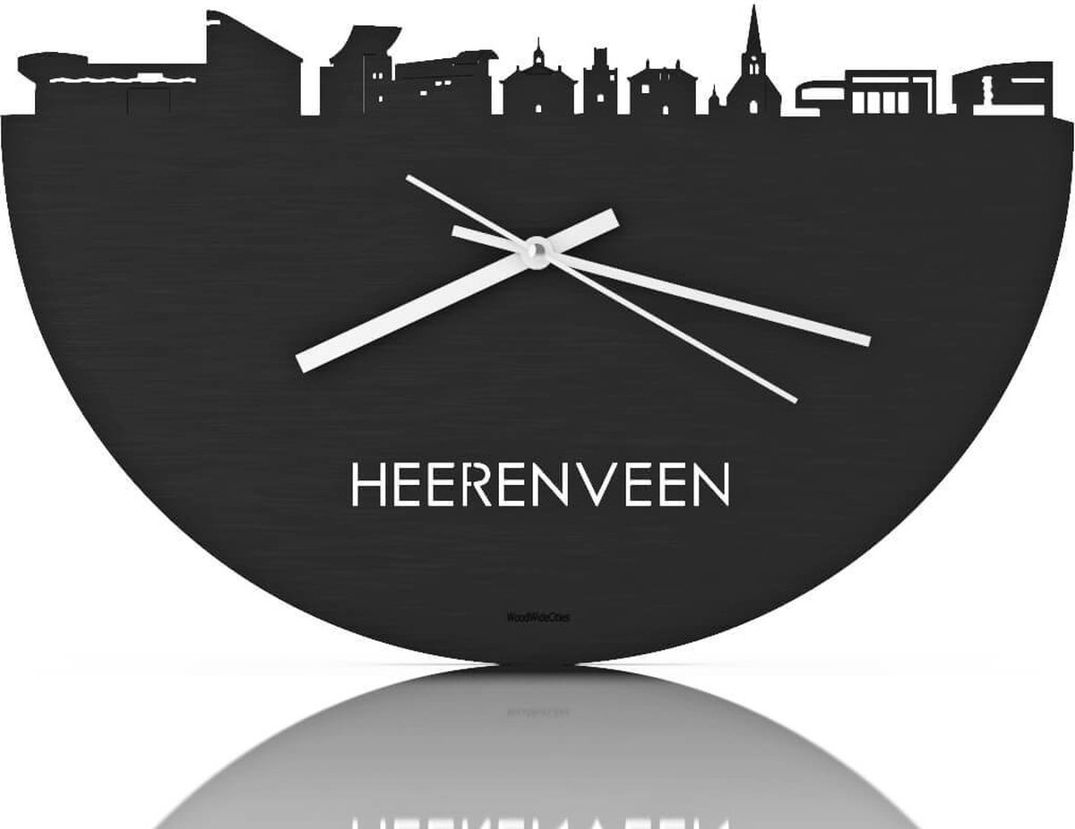 Skyline Klok Heerenveen Zwart hout - Ø 40 cm - Stil uurwerk - Wanddecoratie - Meer steden beschikbaar - Woonkamer idee - Woondecoratie - City Art - Steden kunst - Cadeau voor hem - Cadeau voor haar - Jubileum - Trouwerij - Housewarming -