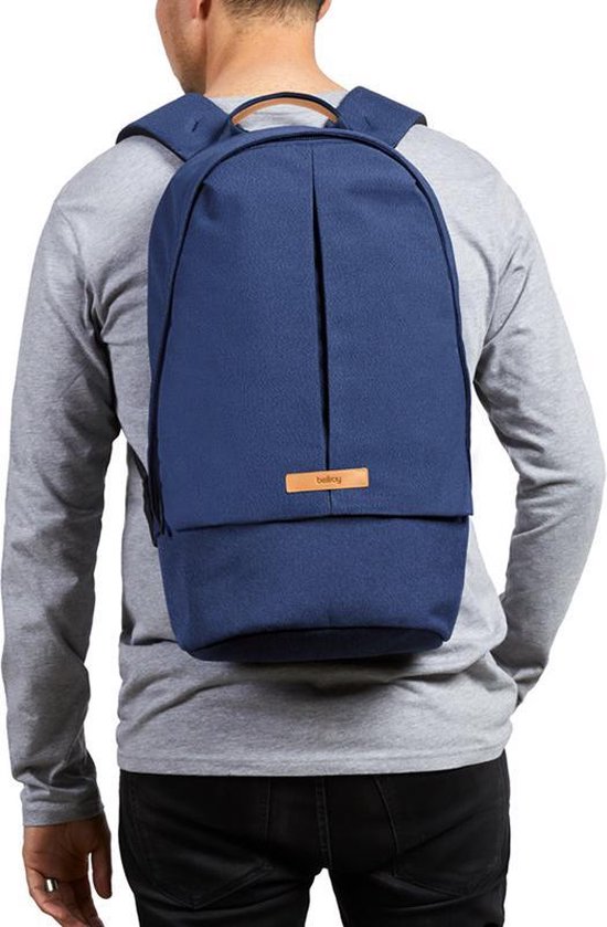 Bellroy Classic Backpack Plus Ink Blue Tan bol