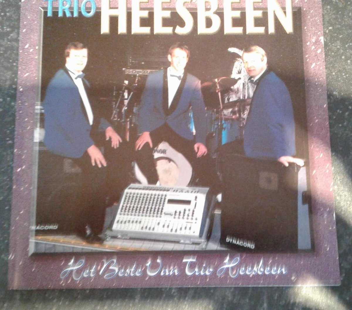 Een trio met haar beste vrienden