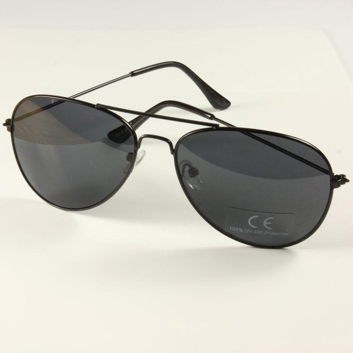 Pilotenbril zwart met zwarte lenzen UV400