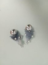 2 leuke kleine grijs met witte kerstboompjes