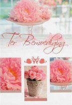 Ter Bemoediging, een bijzondere wenskaart met vier verschillende afbeeldingen met roze rozen. Een dubbele wenskaart inclusief envelop en in folie verpakt.