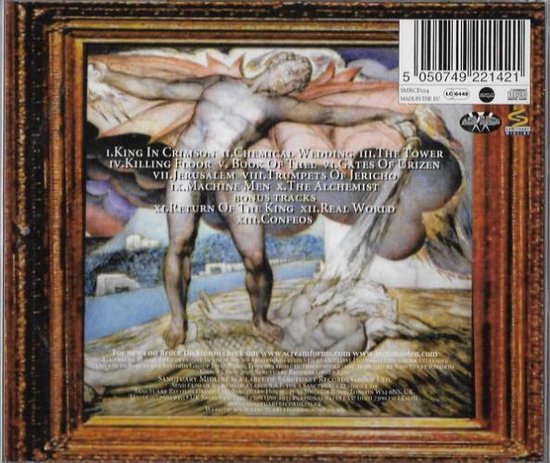 Achterkant CD-hoesje Bruce Dickinson - The Chemical Wedding. Een mannelijke figuur, schilderend, terwijl hij water over een landschap giet. Tracklist zichtbaar.