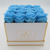 Longlife rozen - flowerbox - wit en roze rozen - echte rozen - giftbox - cadeau voor vrouwen - geschenk